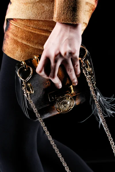 Look 28
